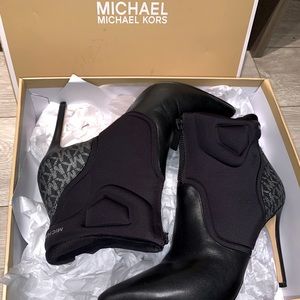 Michael Kors Scuba Boot